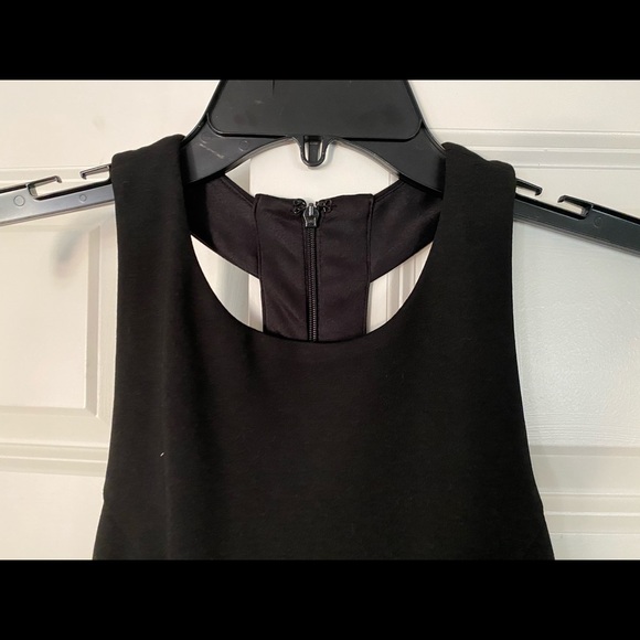 HP🎉 Lulu’s Black cutout & about skater dress LBD - Picture 5 of 16